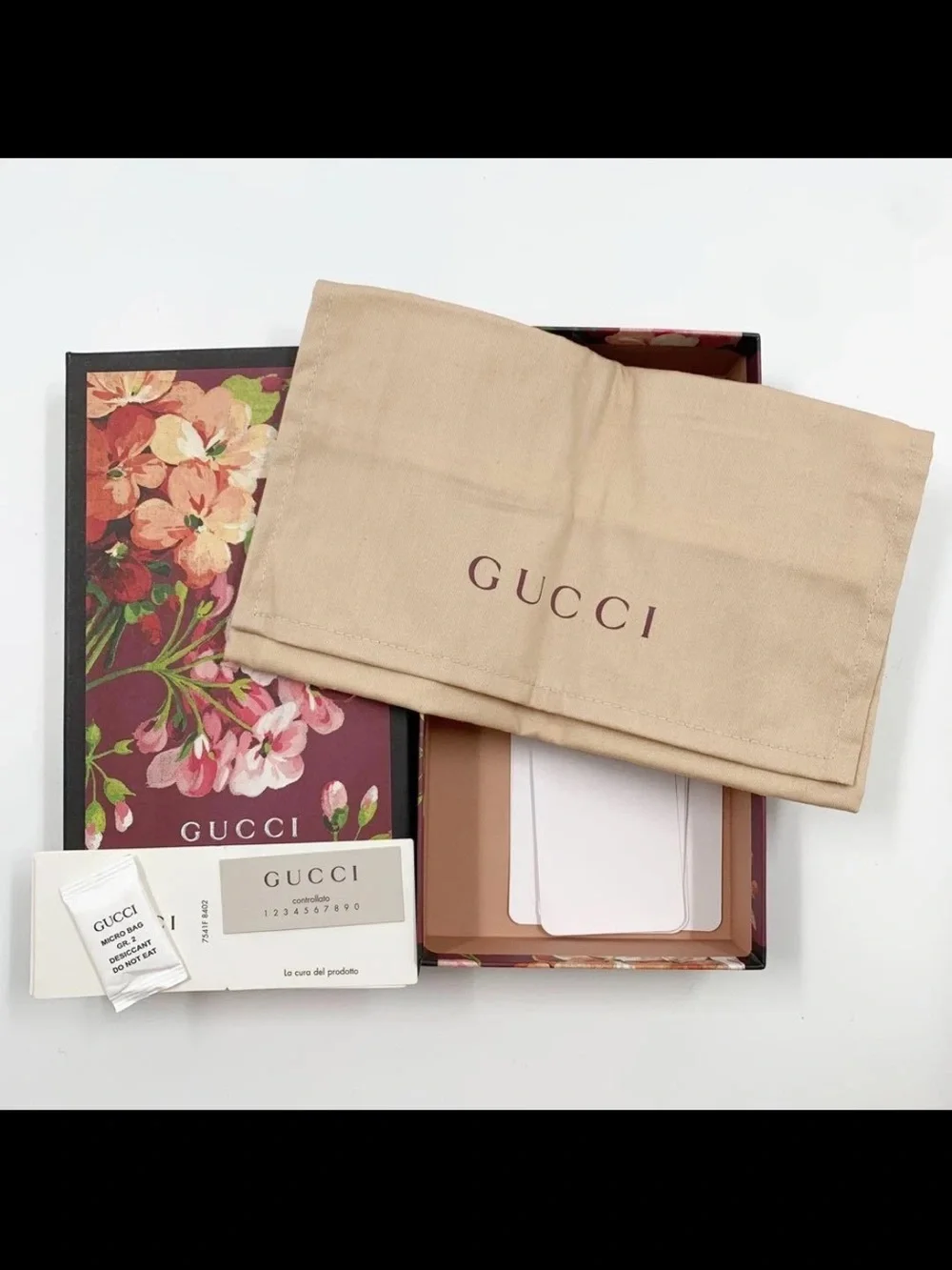 Gucci Floral GG Supreme Zip Around Wallet - Pink/Brown